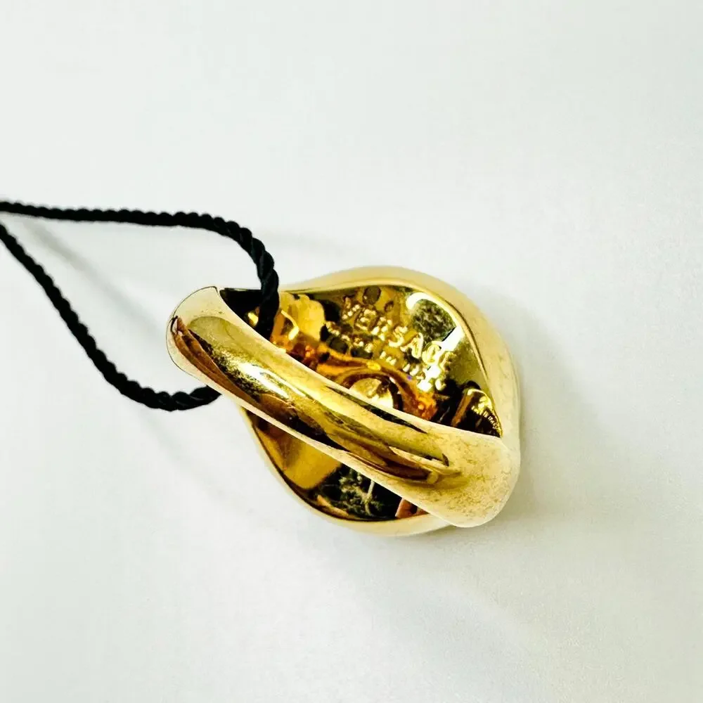 NIB Versace Ring IT 15 US 7 Enamel Icon Medusa Engraved Gold Tone $450